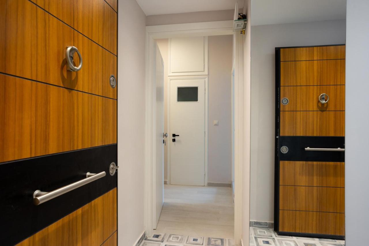 Scirocco Apartment In Corfu Center Exterior photo